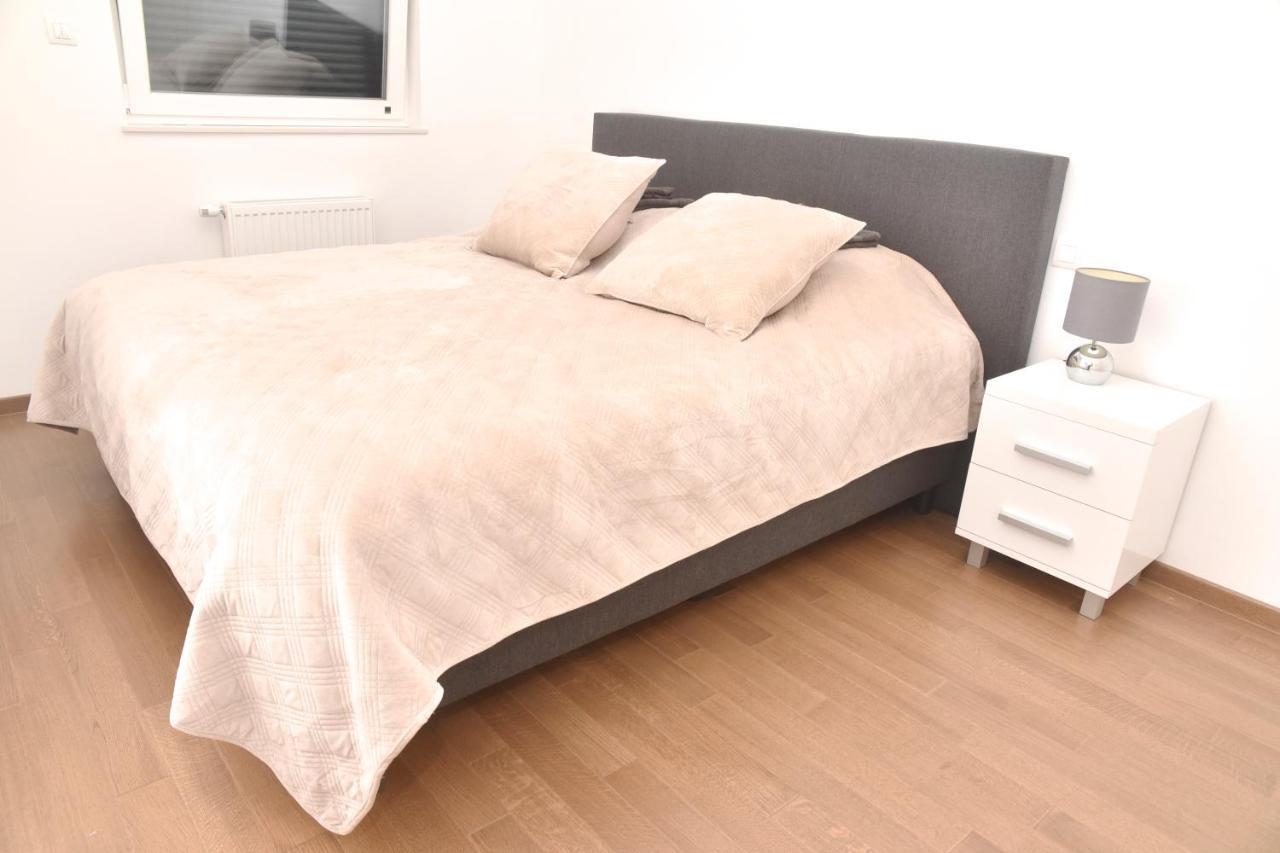 Jackey Apartment 巴尼西卢卡 外观 照片